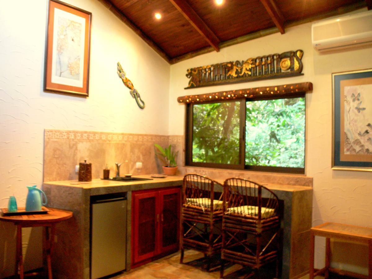 Waterfall Villas Baru Exterior photo