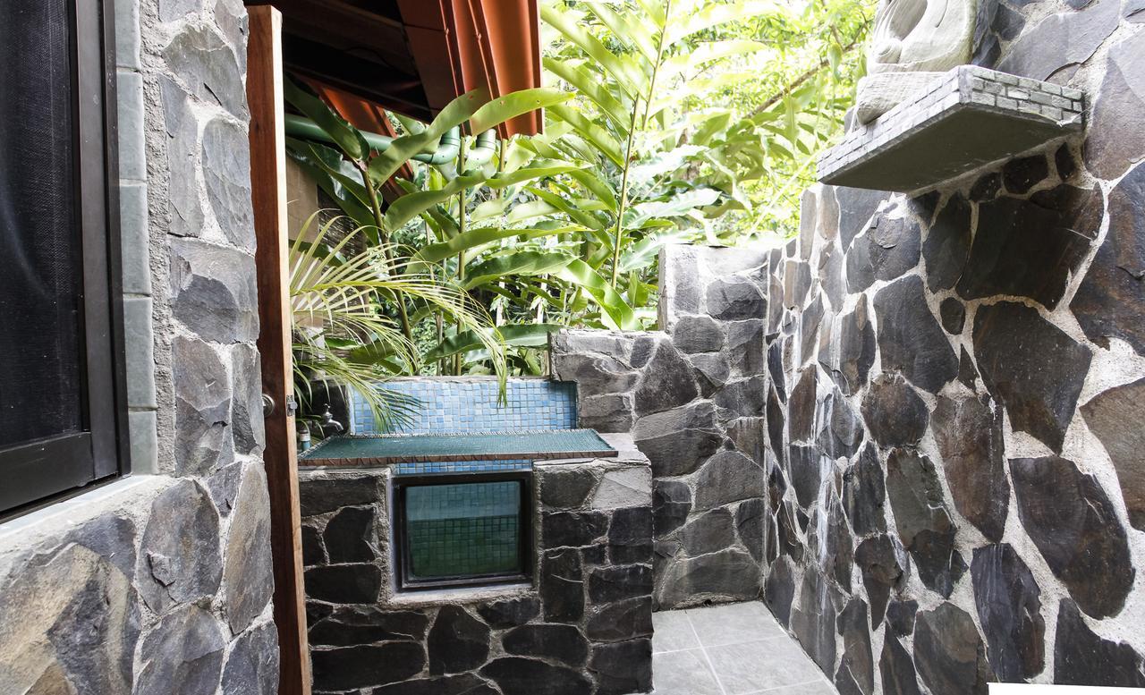 Waterfall Villas Baru Exterior photo