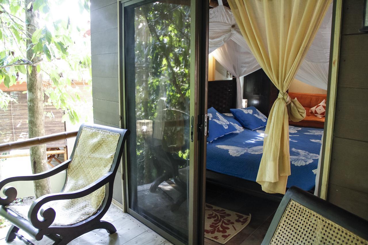 Waterfall Villas Baru Exterior photo