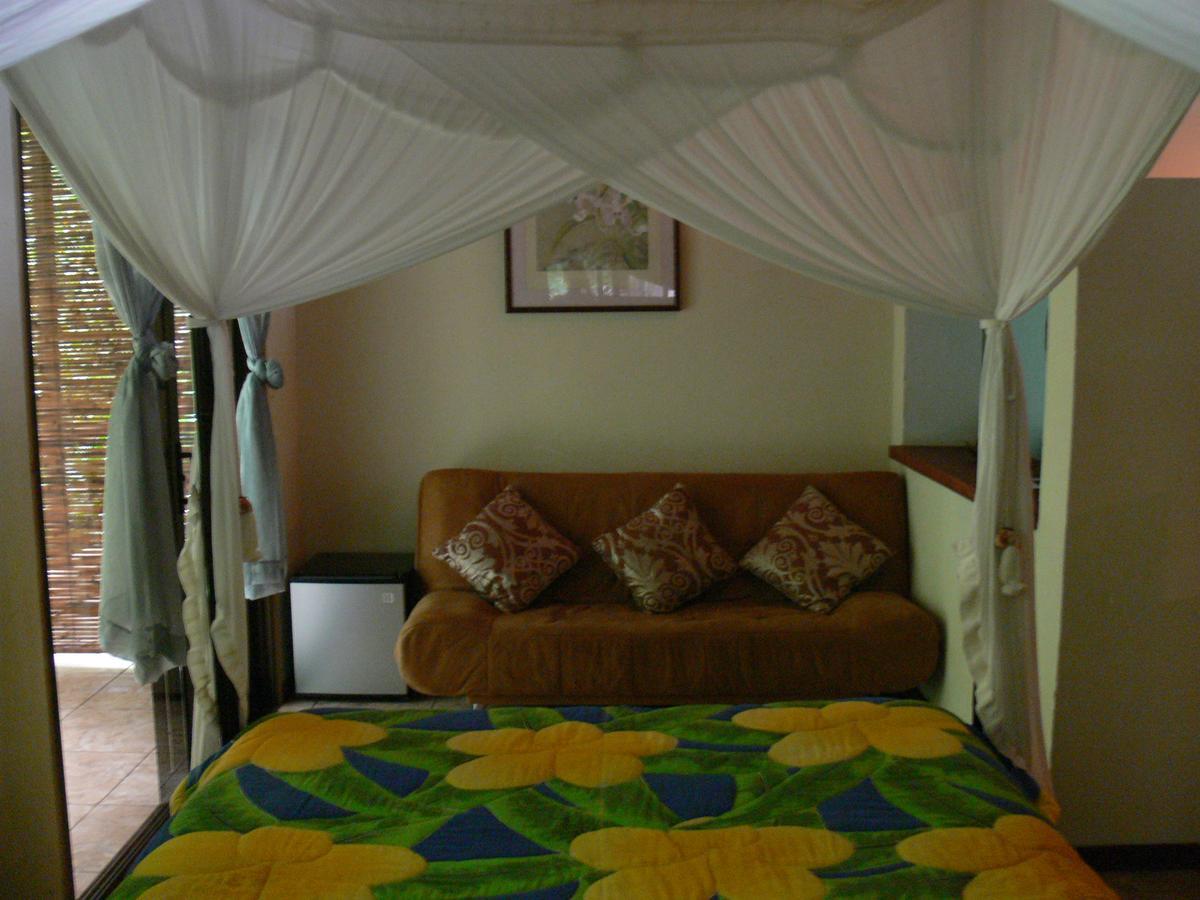 Waterfall Villas Baru Exterior photo